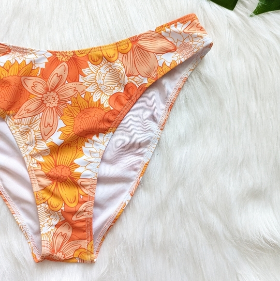 Orange and white floral bikini bottom size S M L - Picture 3 of 5